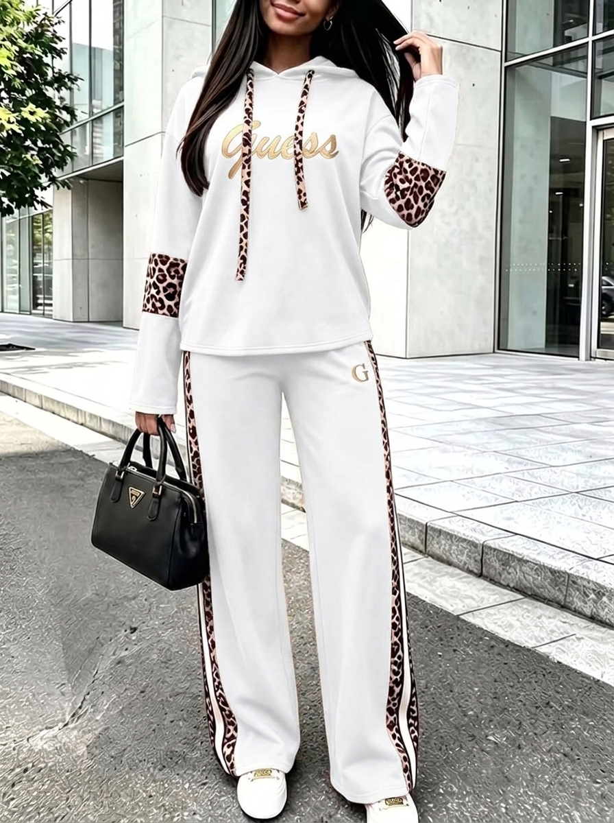Coordinato Guess in puro cotone - Felpa + Pantalone IN OMAGGIO