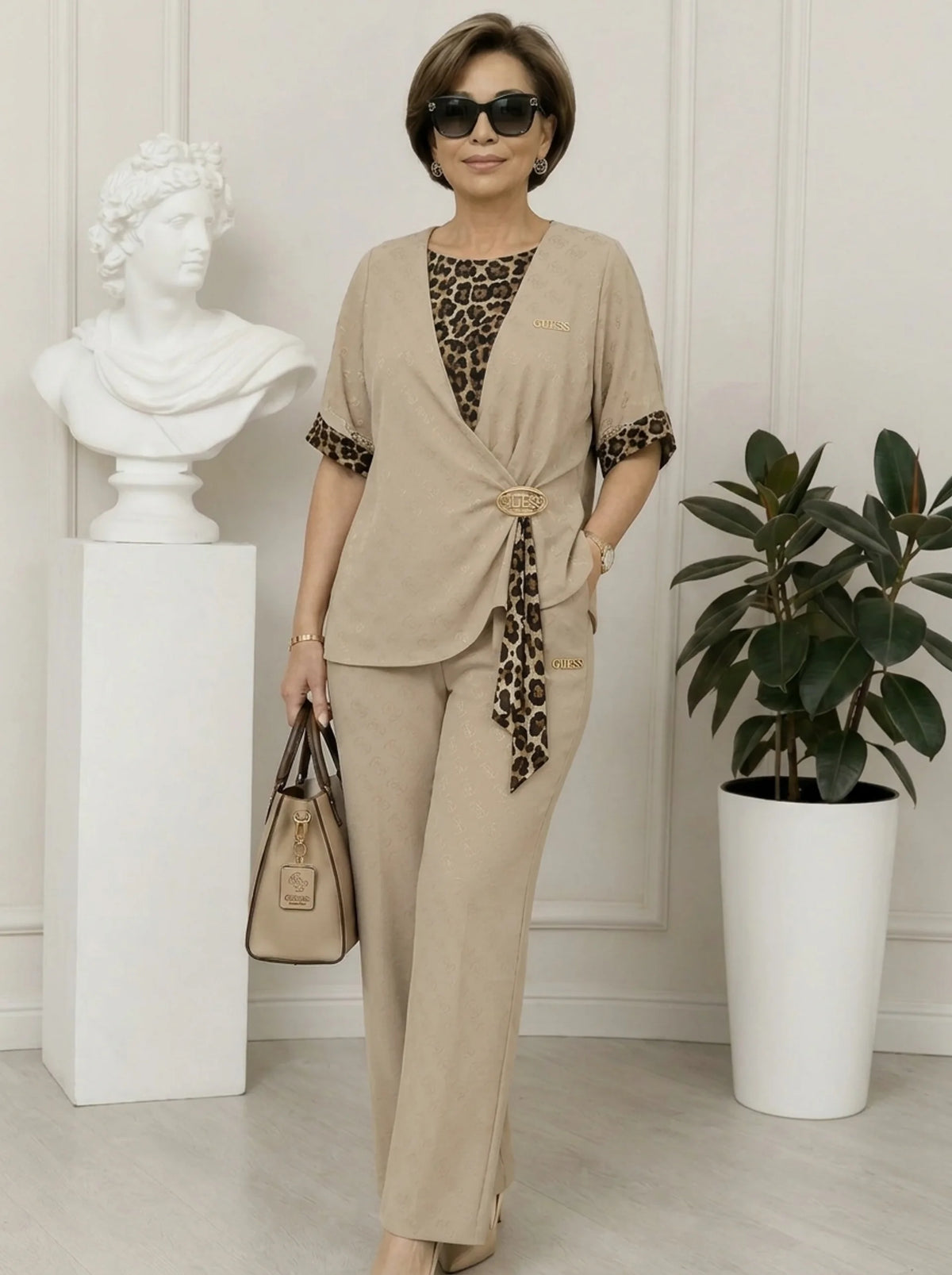 Coordinato elegante Guess - Giacca + Pantalone IN OMAGGIO