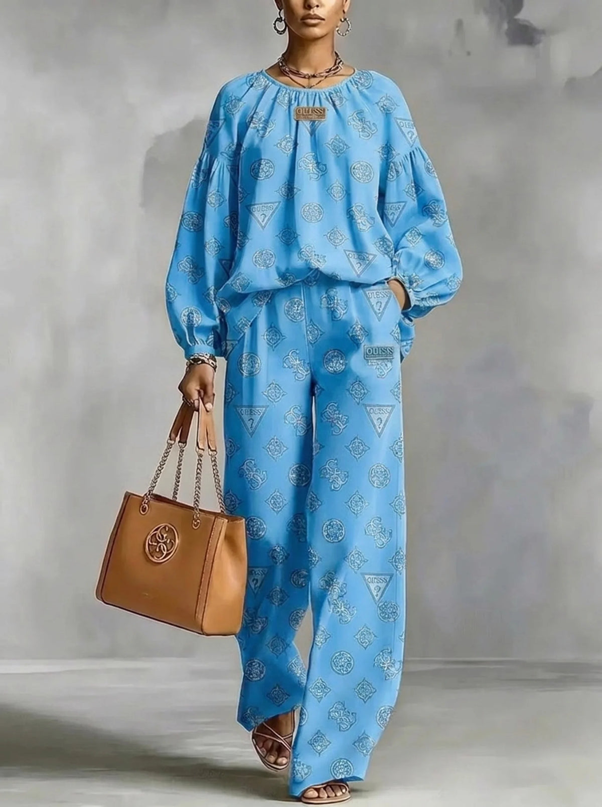 Coordinato Guess in puro cotone - Maglia + Pantalone IN OMAGGIO